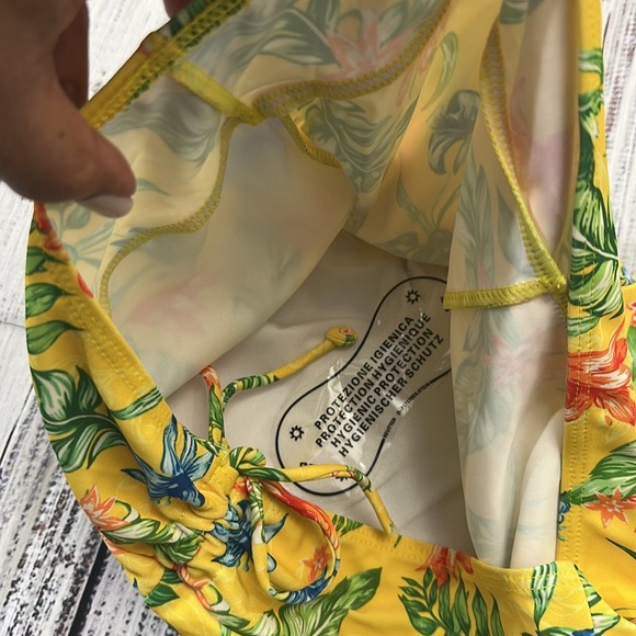 Floral print two-piece set swimwear Sz. L - Picture 7 of 7